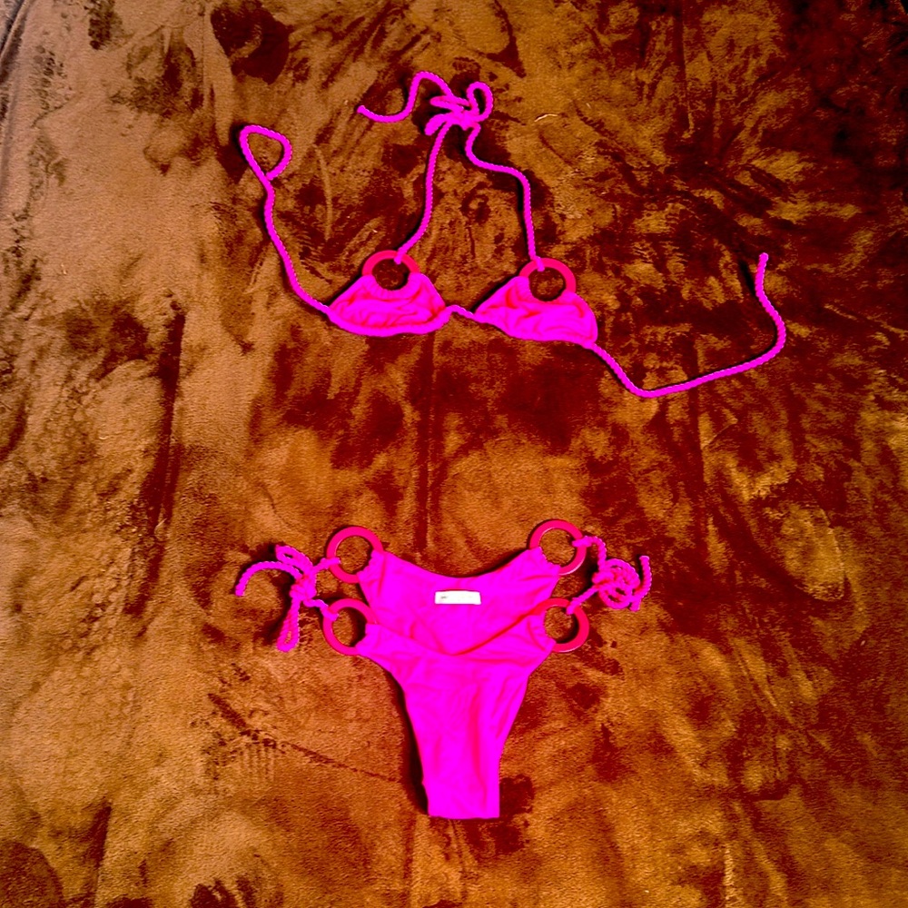 Bikini!!
